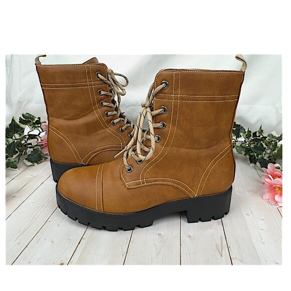Seven7 Jody Combat Boots Women’s Size 8.5 Tan Brown Lace-Up Lug Sole - Picture 1 of 9